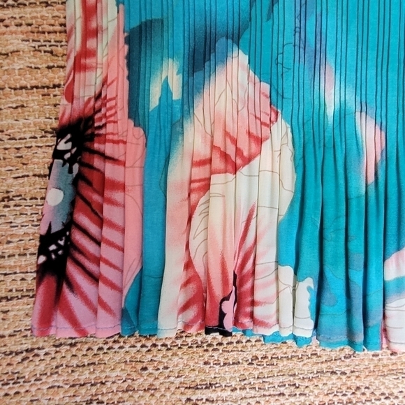 VINTAGE Pleated Peplum Tank Top | OS - Picture 6 of 7